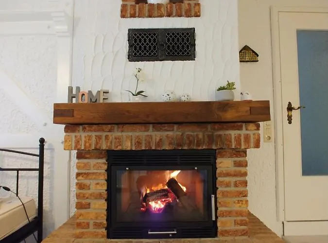 Kaminstuebchen דירה Altrich