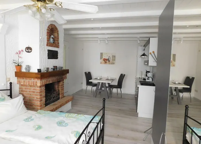 Kaminstuebchen דירה Altrich